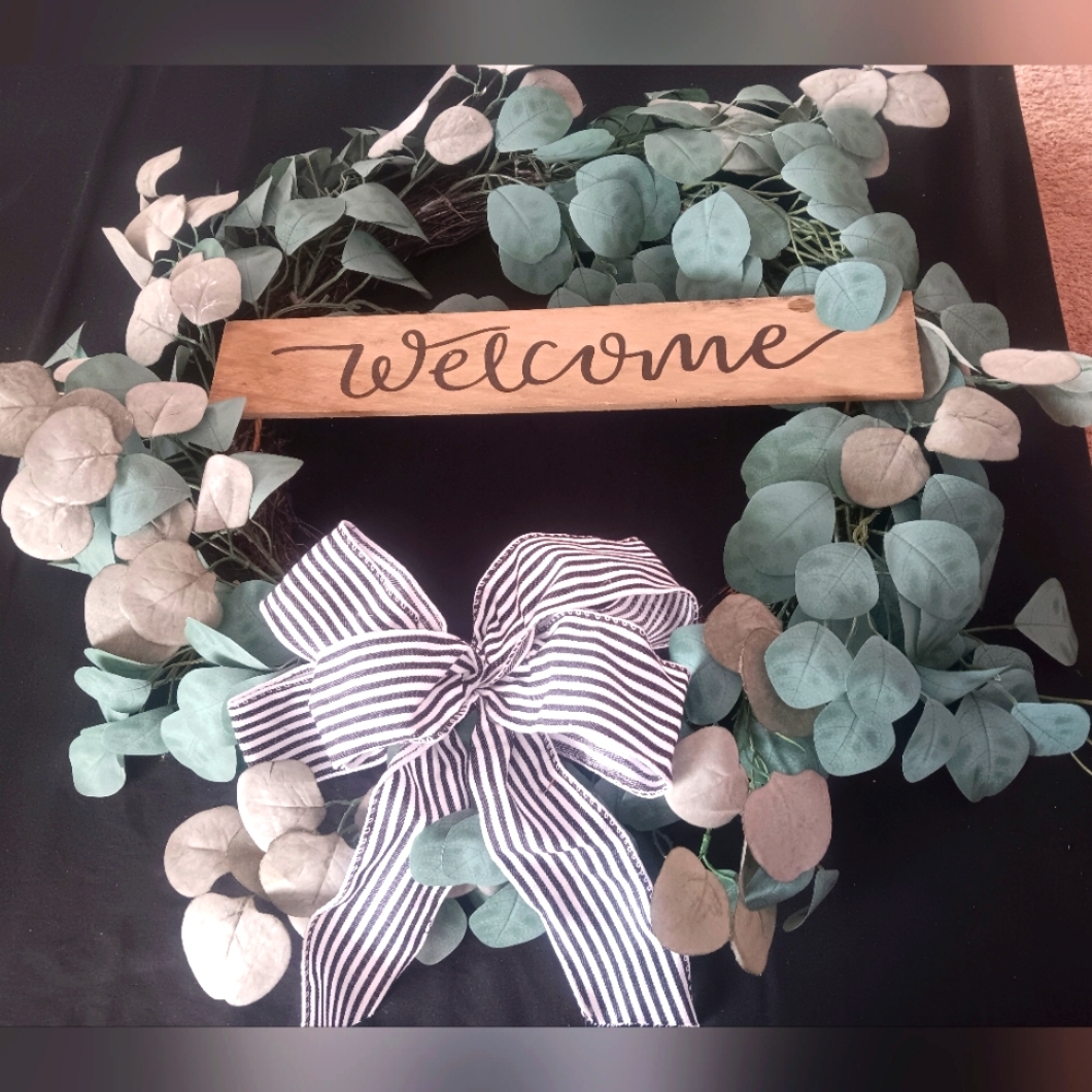 Door wreath 18 inch, greenery with welcome sign